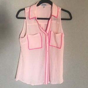 Express sleeveless portofino shirt